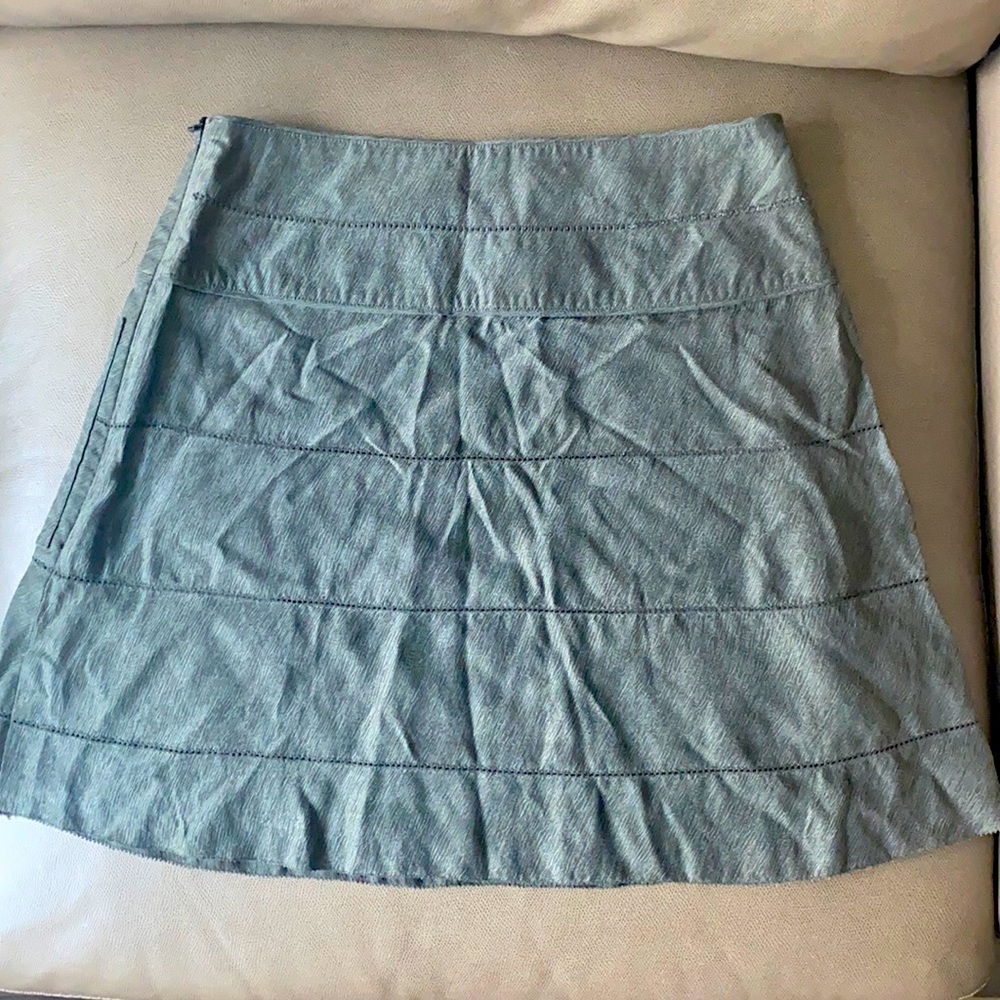 Like new Stella and Jamie army green skirt.